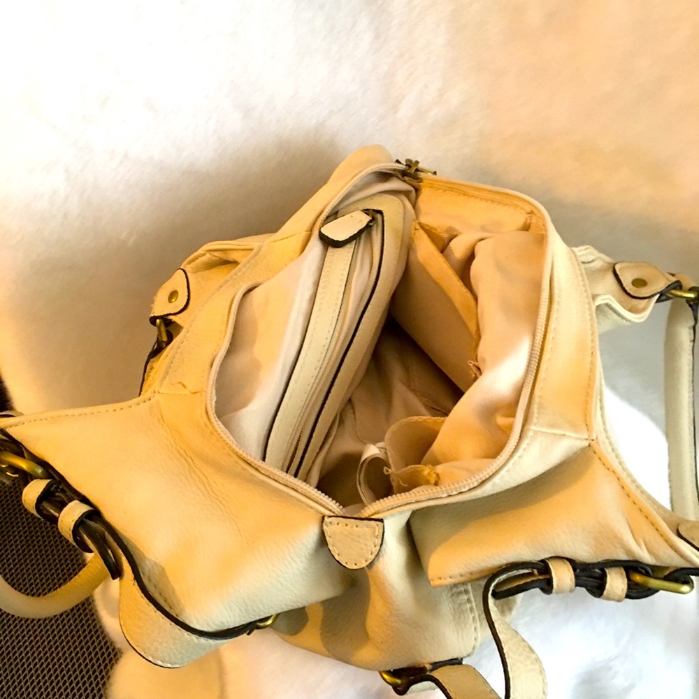 Handbag - Picture 3 of 3